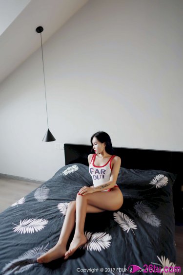 美女光身图